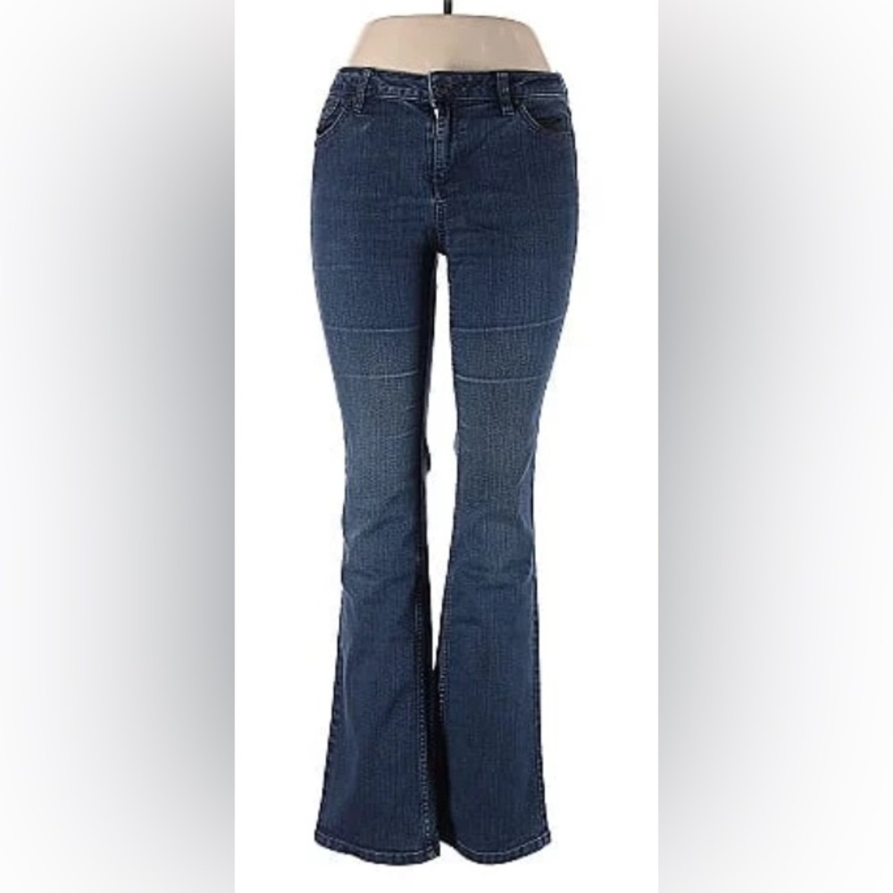 Liz Claiborne Flare & Wide Leg‎ High Rise Jeans in Classic Blue